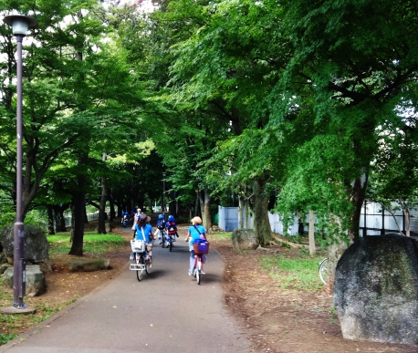 bike path along Zenpukujigawa river Tokyo